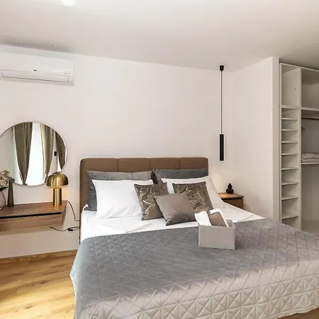 Ela Marija Apartman *