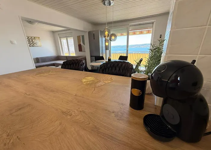 Ela Marija * Crikvenica