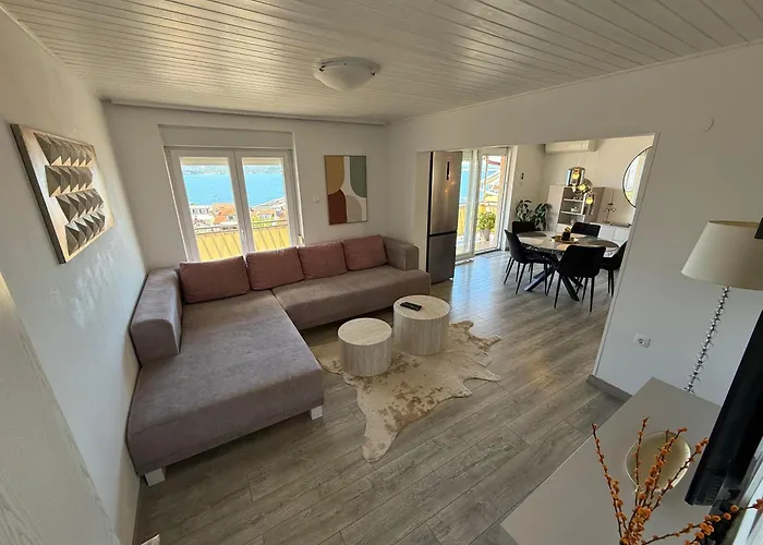 Ela Marija * Crikvenica